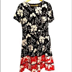 NWT Taylor Printed Fit and Flare Dress